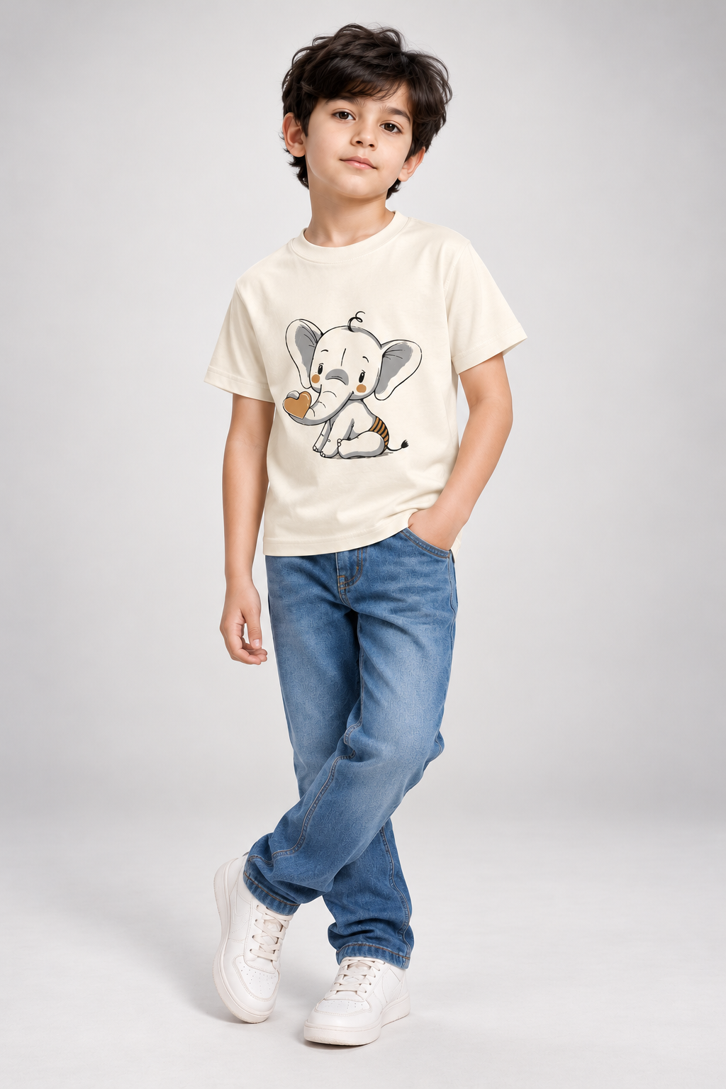 Little Heart Trunk Boy's Crew Neck T-Shirt